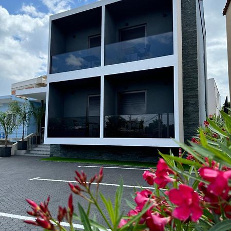 Kevin'S Aparthotel Vlorë Exteriér fotografie