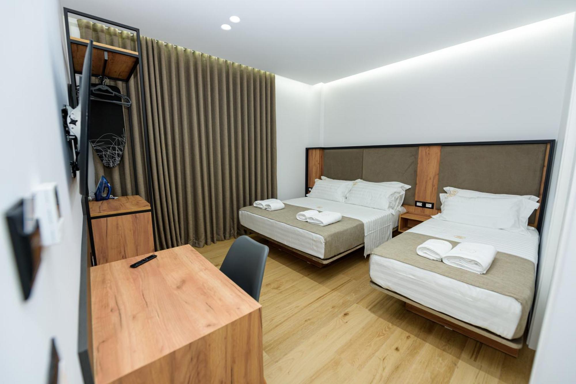 Kevin'S Aparthotel Vlorë Exteriér fotografie