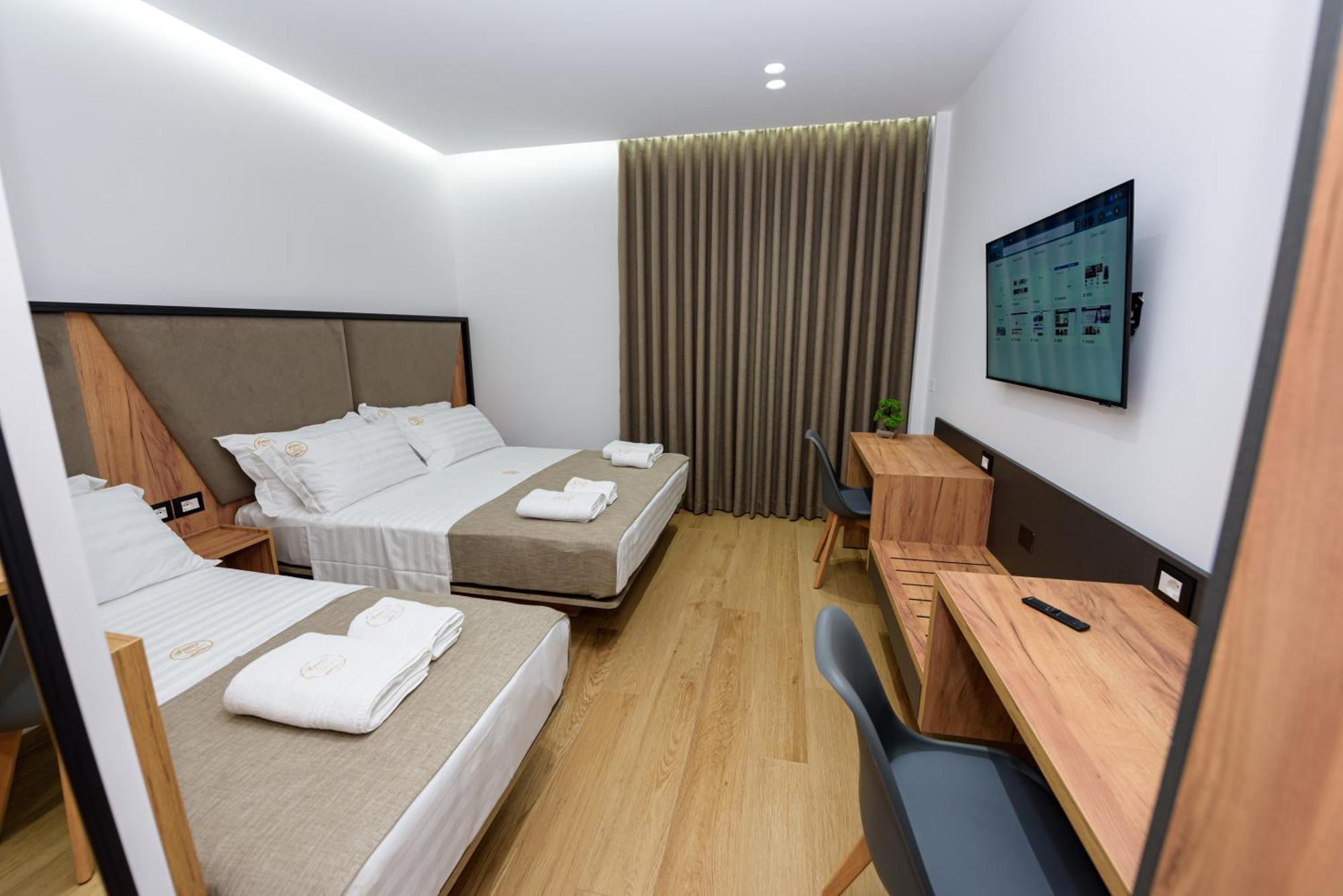 Kevin'S Aparthotel Vlorë Exteriér fotografie
